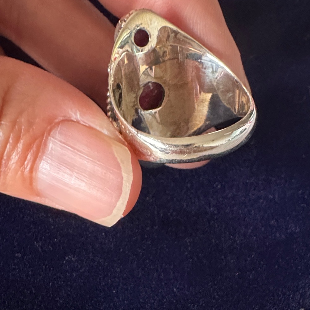 Elegant Silver And Ruby Stone Ring - image 3